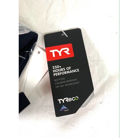 TYR Swimsuit One Piece NEW With Tags Size 34 Medium UPF 50+ Black - Picture 7 of 8